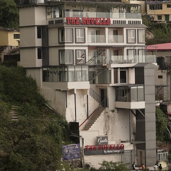 the novello by hotel evergreen