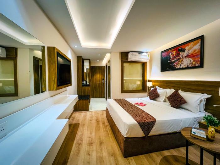 the novello by hotel evergreen