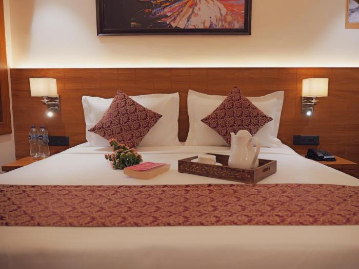 the novello by hotel evergreen