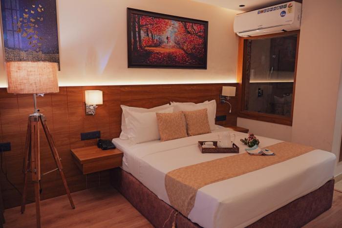 the novello by hotel evergreen