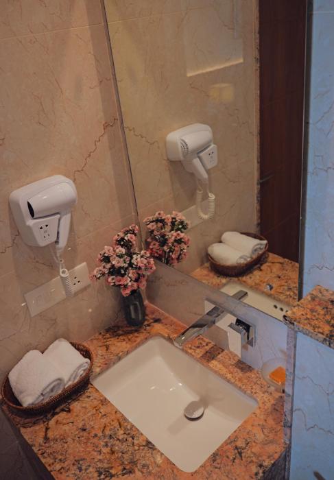 the novello by hotel evergreen