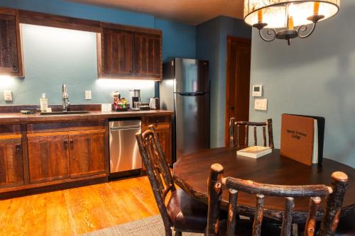 mount lemmon lodge
