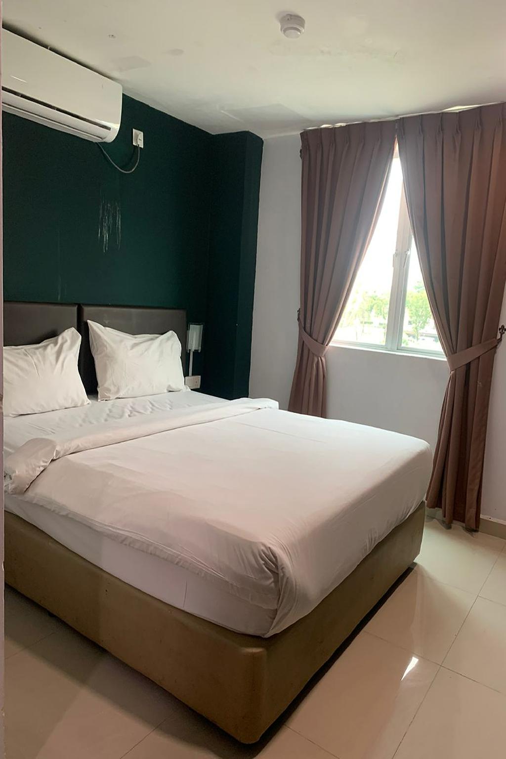 room v jalan megat managed by secom