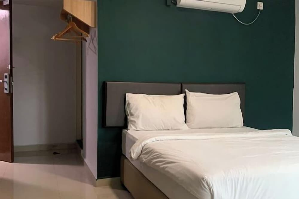 room v jalan megat managed by secom
