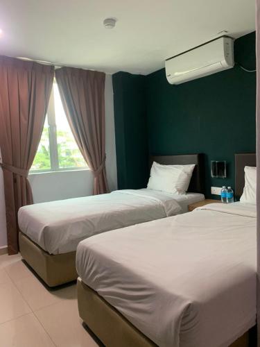 room v jalan megat managed by secom