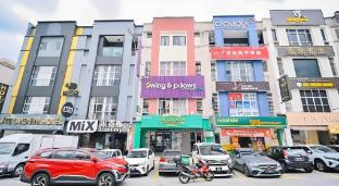 swing and pillows kl sri petaling