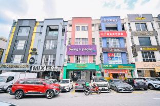 swing and pillows kl sri petaling