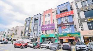 swing and pillows kl sri petaling