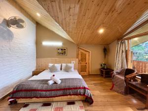 rustic roots home stay