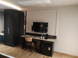 Rester Select Indore,,3 star