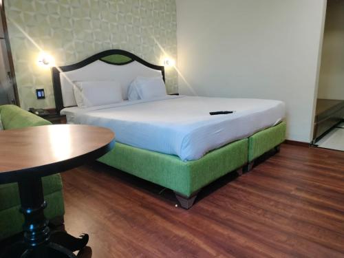 hotel black and white