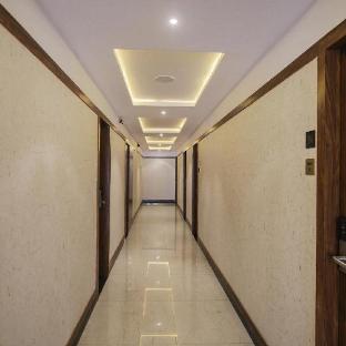 hotel black and white