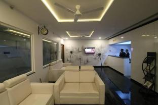 hotel black and white