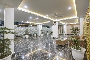 lime wood stay near huda city centre metro station