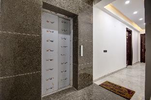 lime wood stay near huda city centre metro station