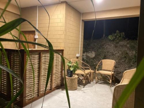 Art Mile Kalimpong,,3 star