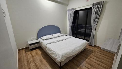 Coastal Paradise,,5 star