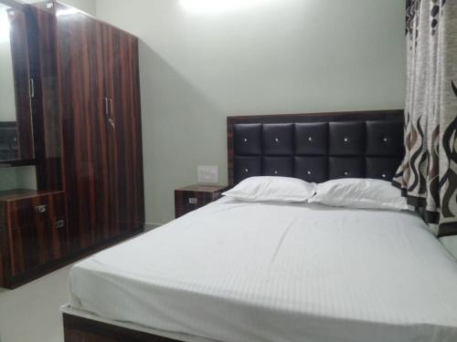 alif service apartment for families and executives