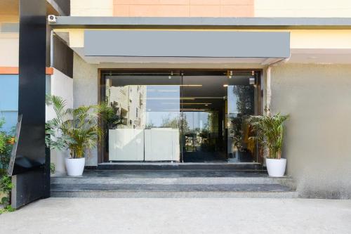 super townhouse shamshabad paradise formerly blue petals hotel