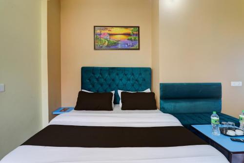 hotel o 821203 hotel maujis inn