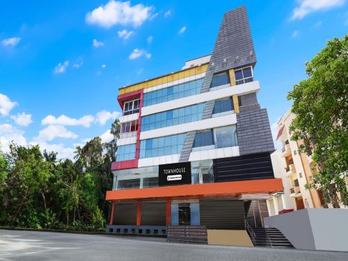 townhouse ramamurthy nagar west formerly phoenix hotel