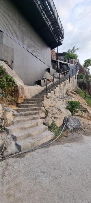 sis and sea villa