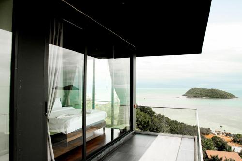 sis and sea villa
