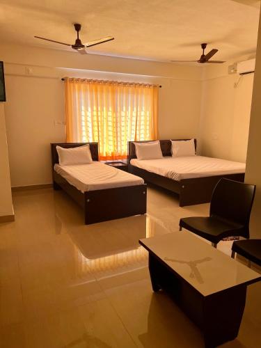 shree swarna comforts