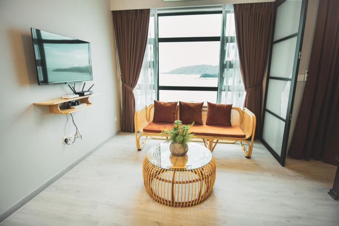 tf sunset ocean view homestay jesselton quay