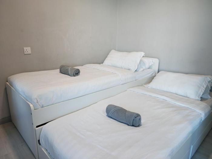 tf sunset ocean view homestay jesselton quay