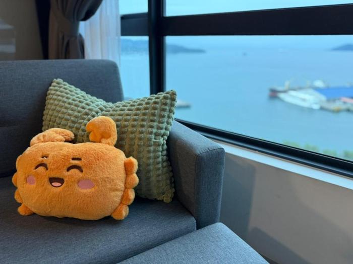 tf sunset ocean view homestay jesselton quay