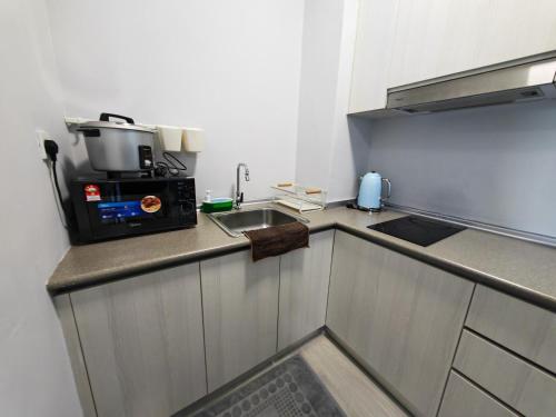 tf sunset ocean view homestay jesselton quay