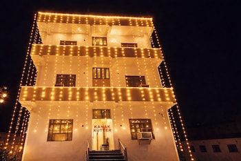 hotel kanak kuteer