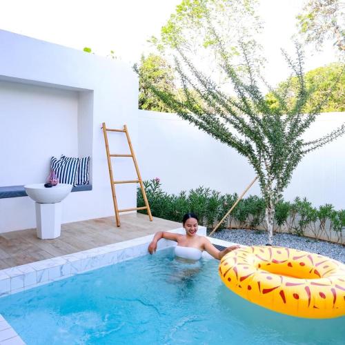 sarorach pool villa resort kohlarn