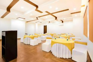 The Leisure Cave Premier,,5 star