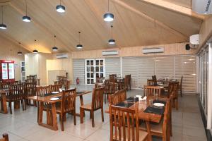 praveg tent city ayodhya saryu