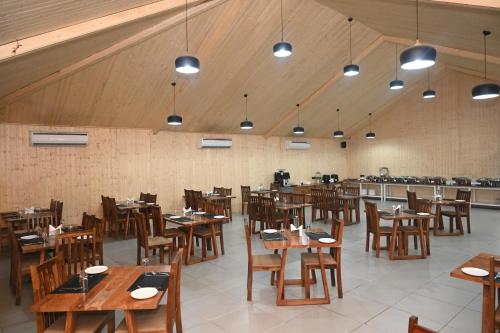 Praveg Tent City Ayodhya, Saryu,,4 star