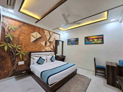Crown Hotel Agra Near Taj Mahal,,3 star