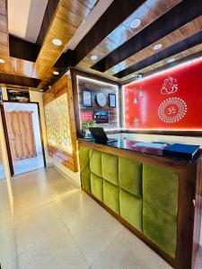 hotel royal orbit