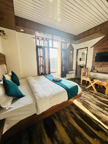 hotel royal orbit