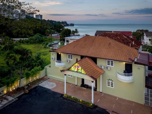 gaia hotel