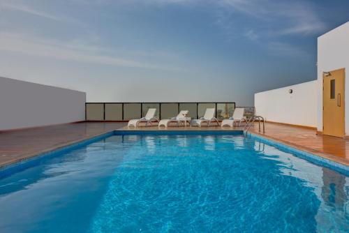 city stay residences serviced apartments dip