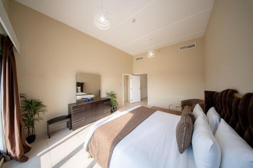 city stay residences serviced apartments dip