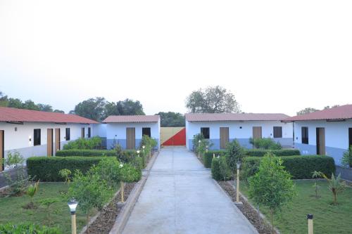 neelkanth hotel and restaurant