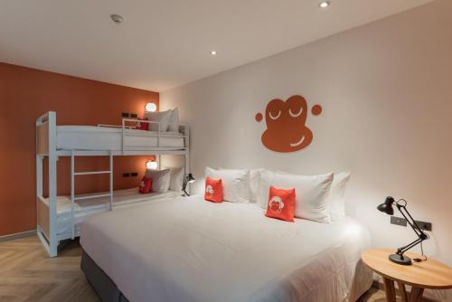Blu Monkey Hub And Hotel Bangsaen,,4 star