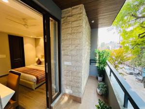 south ex residency near aiims delhi