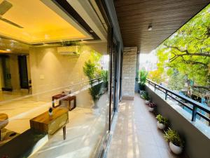 south ex residency near aiims delhi