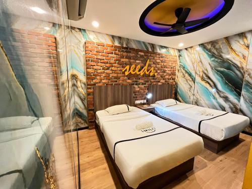 seeds hotel cheras maluri