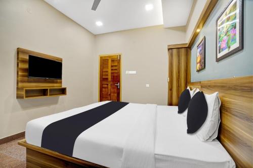 Century Regency,,3 star