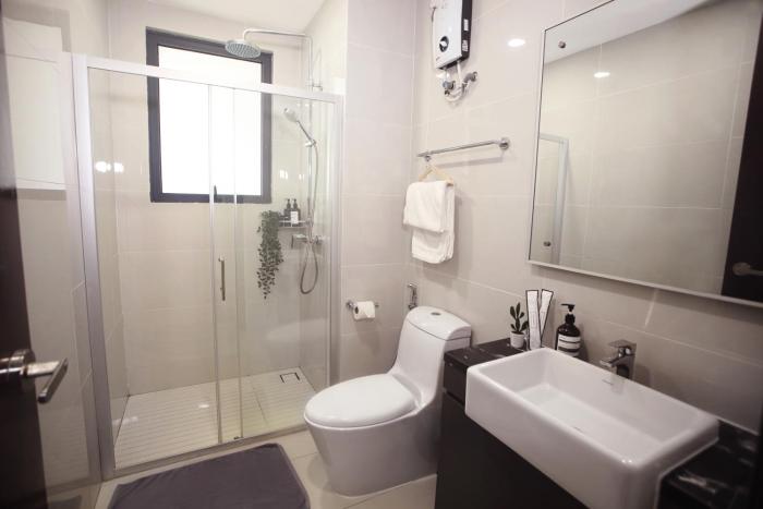 danga bay 3br secret lounge netflix dryer